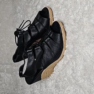 Sonoma Black Faux Leather and Jute Wedges